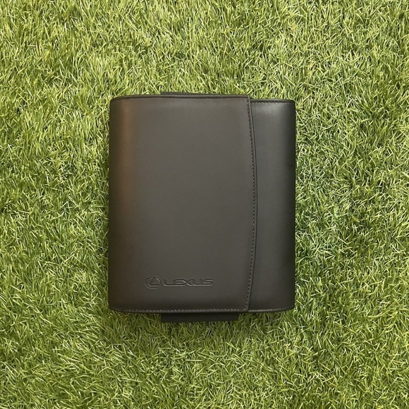 2019 Lexus RC350 RC300 Owners Manual w/ Navigation, 3.5L 2.0L - Picture 10 of 12